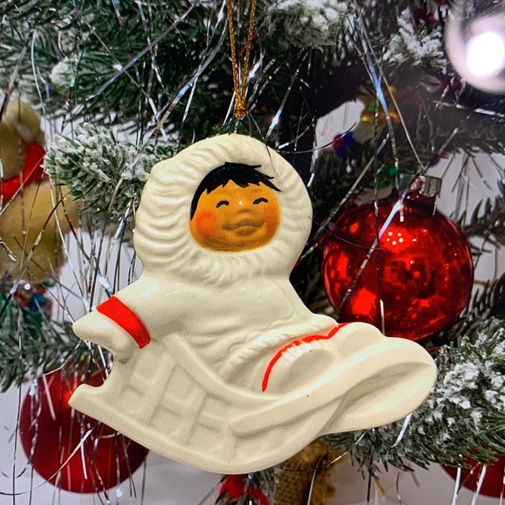 Eskimo sledding ornament Christmas Alaska